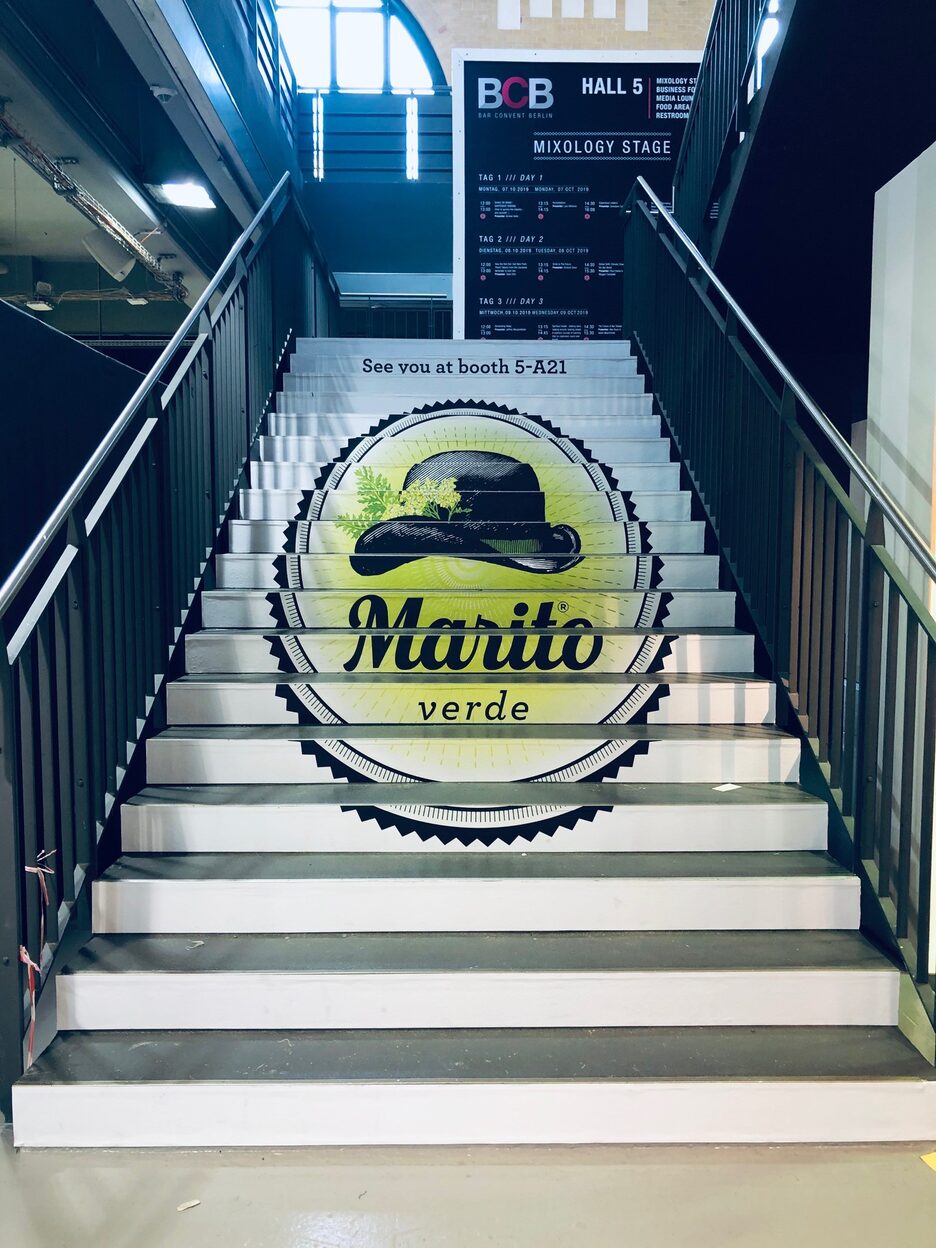 Marito Logo auf Treppe